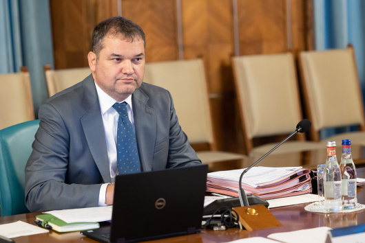 Cseke Attila: nem szabad bürokráciával korlátozni az európai uniós források elköltését Cseke Attila: nem szabad bürokráciával korlátozni az európai uniós források elköltését