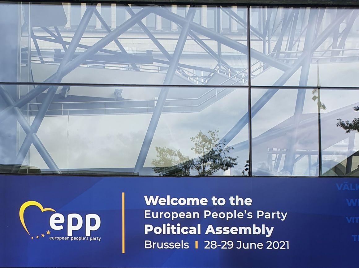 Az EPP támogassa a nemzeti kisebbségek törekvéseinek megvalósítását