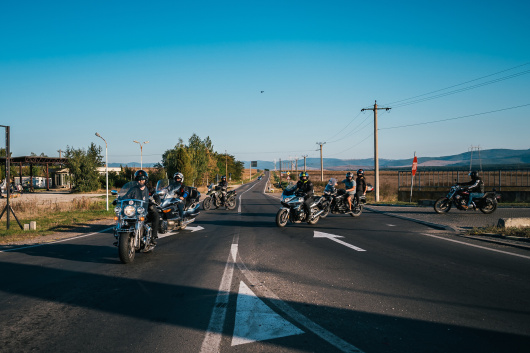 Jó hír a motorosoknak: új szabályok a biztonságosabb közlekedésért