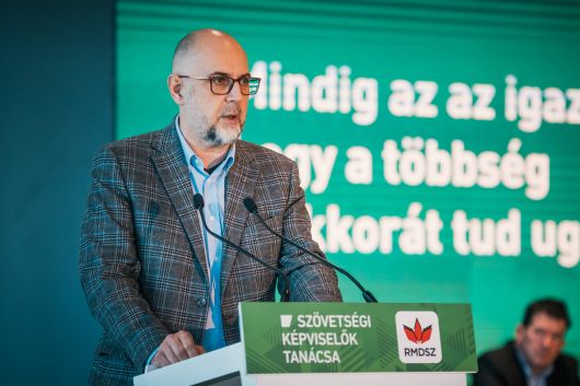 Kelemen Hunor politikai beszámolója a Szövetségi Képviselők Tanácsának ülésén Kelemen Hunor politikai beszámolója a Szövetségi Képviselők Tanácsának ülésén