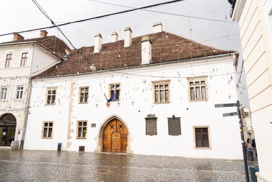 Cseke Attila: az RMDSZ restaurálná Mátyás király szülőházát Cseke Attila: az RMDSZ restaurálná Mátyás király szülőházát