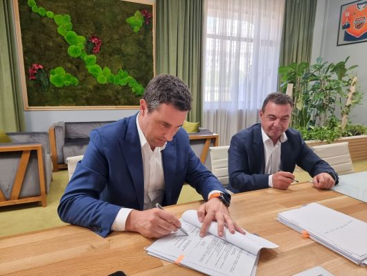 Tánczos Barna: aláírtuk az első finanszírozási szerződéseket a helyreállítási alapból, indulhatnak az árvízvédelmi és vízgazdálkodási beruházások Tánczos Barna: aláírtuk az első finanszírozási szerződéseket a helyreállítási alapból, indulhatnak az árvízvédelmi és vízgazdálkodási beruházások