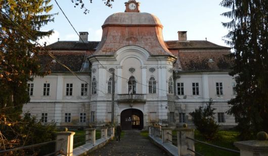 Rekordösszegű uniós támogatás az épített örökség védelmére és népszerűsítésére: várak, kastélyok, római katonai táborok felújítására írták alá a szerződéseket Rekordösszegű uniós támogatás az épített örökség védelmére és népszerűsítésére: várak, kastélyok, római katonai táborok felújítására írták alá a szerződéseket