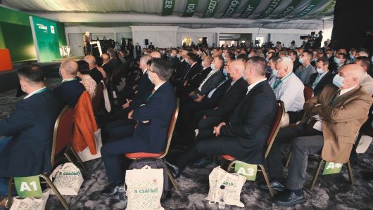 Partnerségre van szüksége a romániai magyaroknak Partnerségre van szüksége a romániai magyaroknak
