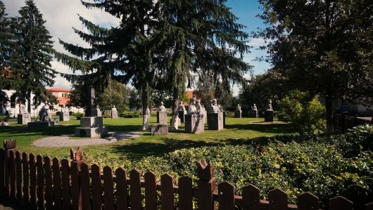Marossárpatakon felavattuk a kibővített iskolát Marossárpatakon felavattuk a kibővített iskolát