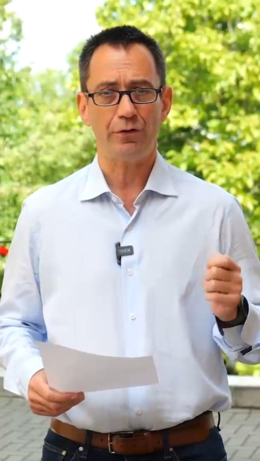 Menjünk szavazni, és győzzük meg azt, aki legutóbb otthon maradt! 