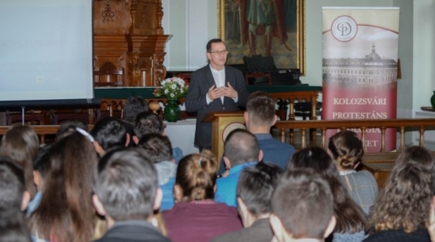Sógor Csaba: továbbra is hozzá kell járulnunk egy erős Kárpát-medencei magyar képviselethez