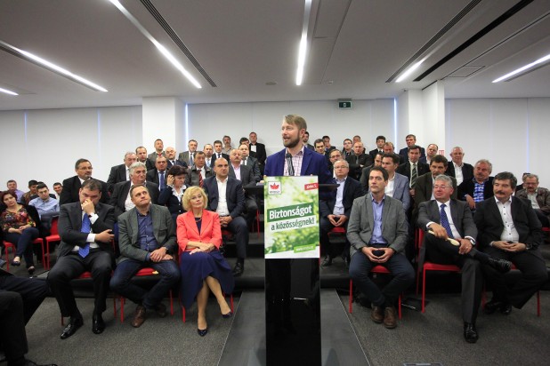 Élhető Partiumért dolgozunk! – nagyváradi kampányindítón mutatkoztak be az RMDSZ Bihar megyei jelöltjei